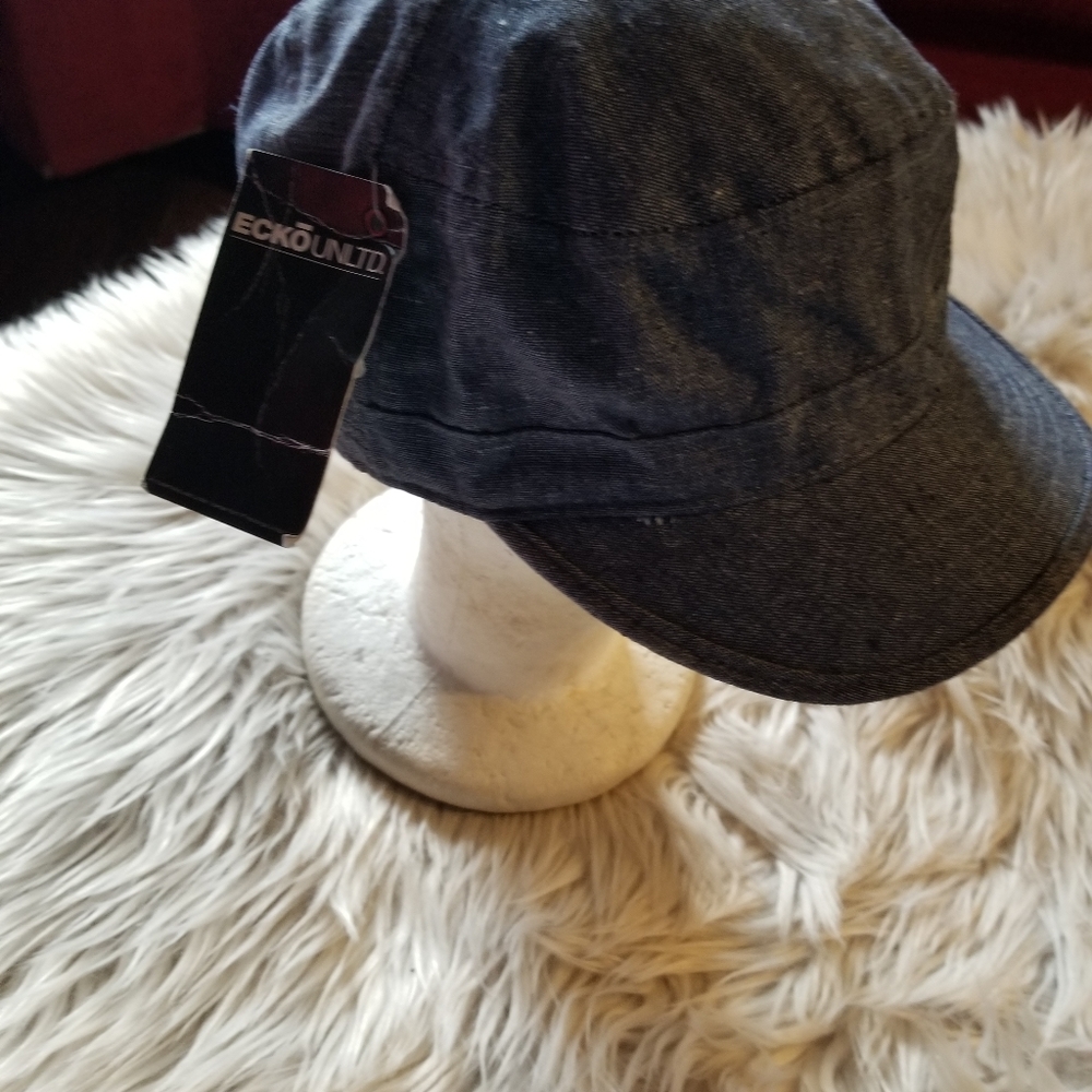 Hat - Picture 3 of 3